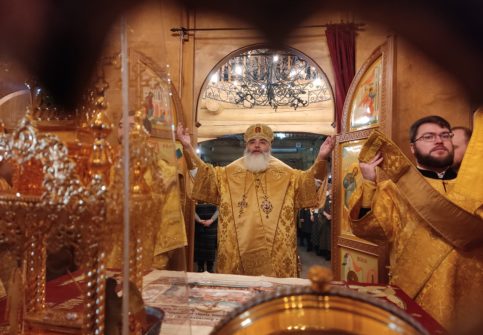 Епископ Мстислав, совершил Божественную Литургию в  Андреевском соборе г. Волхова